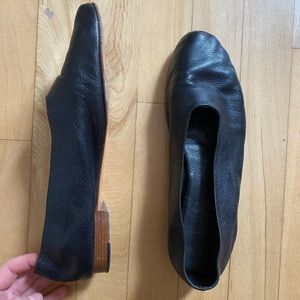 Martiniano glove shoes, black pebbled leather, 39